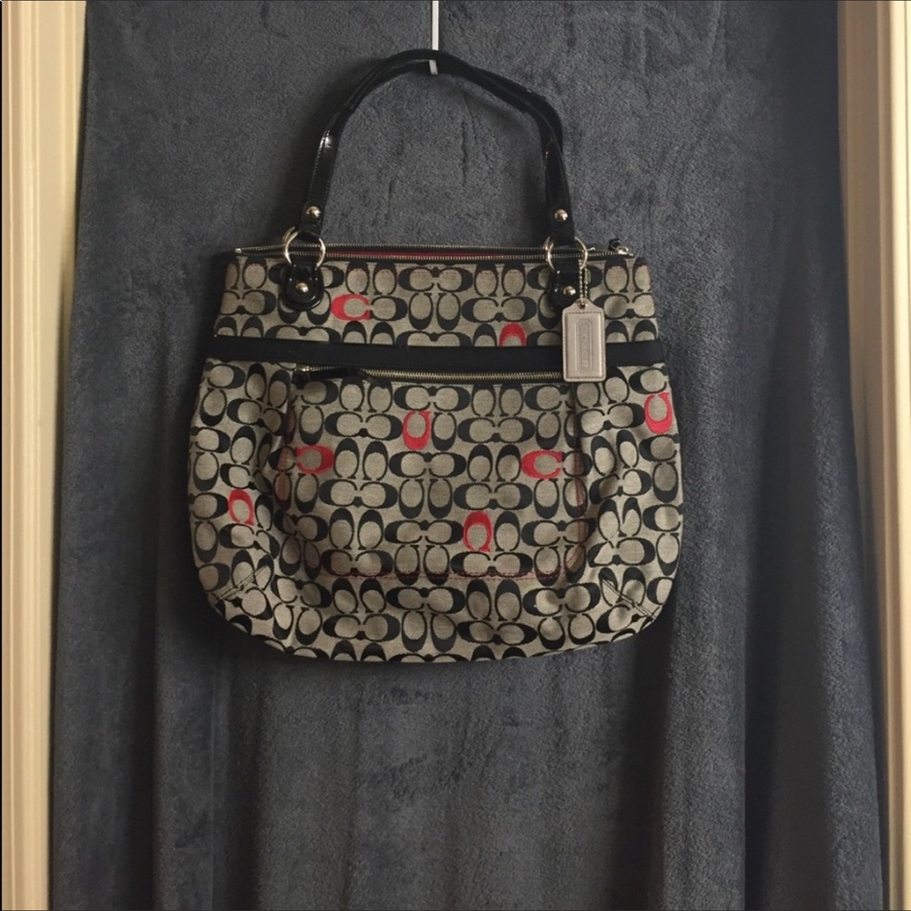 Coach - Picture 2 of 4